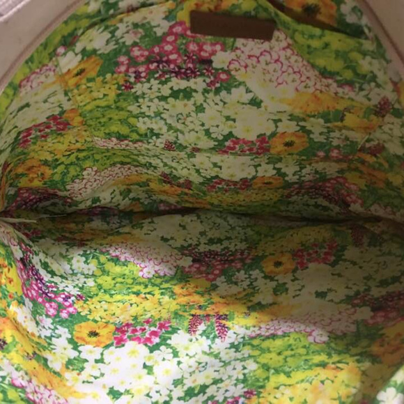 Bath and Body Works VIP Tote - Picture 4 of 7